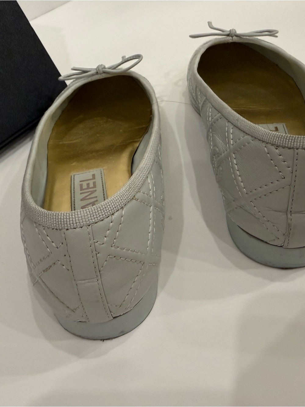 100% AUTHENTIC CHANEL Blue Gray Quilted Leather Ballet Flats with White Cap Toe - Picture 7 of 12